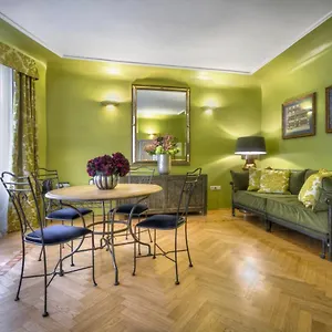 Hotel Black Star ****